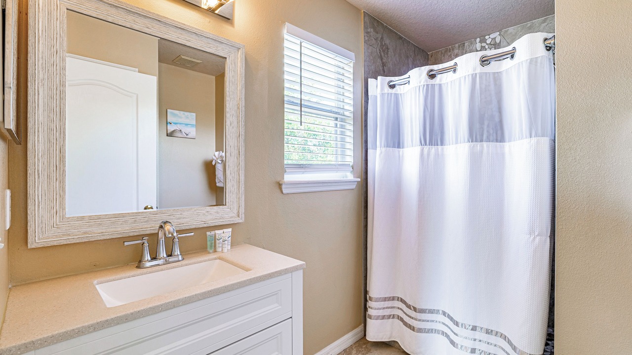 Photo of Bathroom in Sandy Ridge