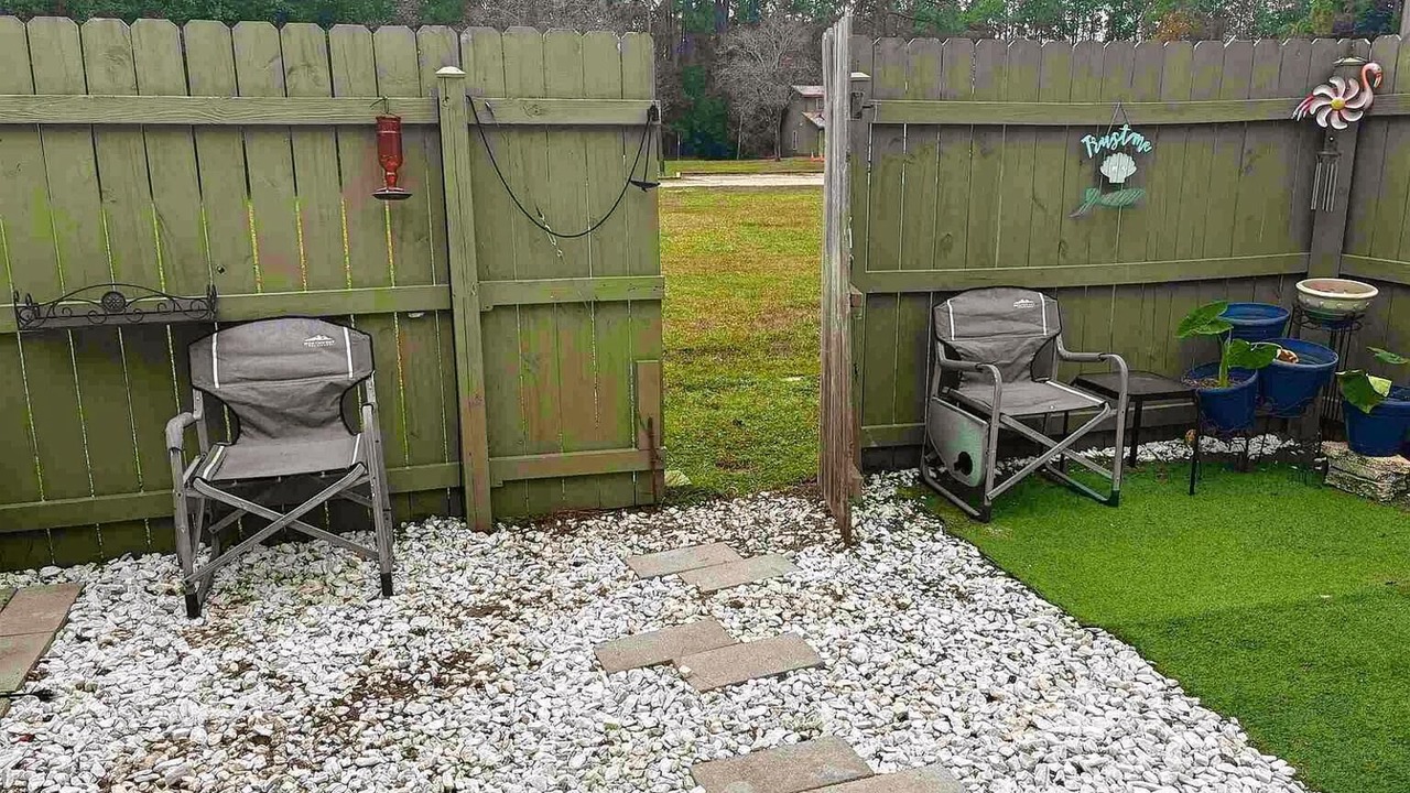 Photo of Outdoor in Myrtle Grove