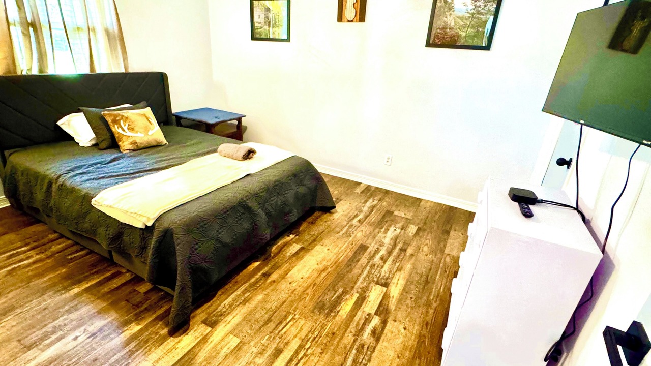 Photo of Bedroom in Milton