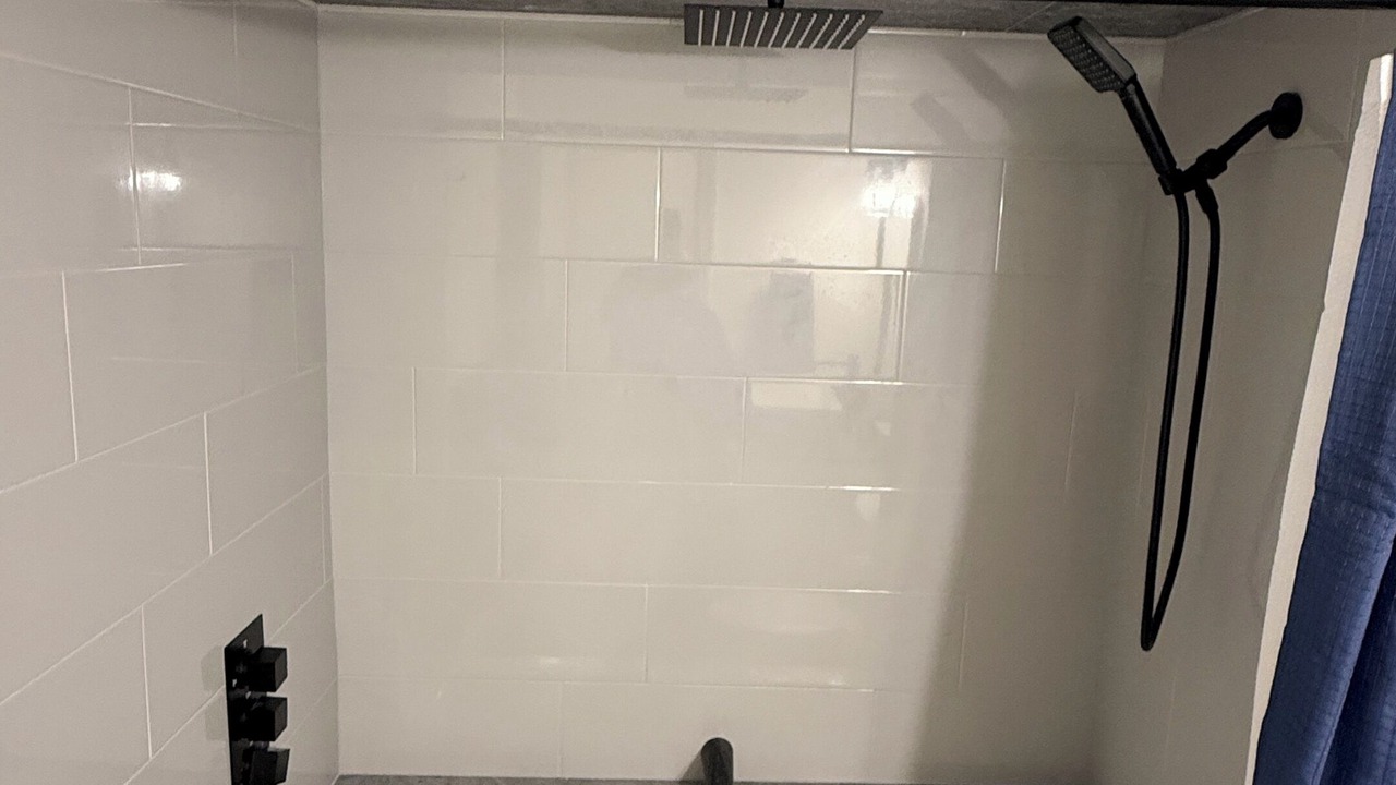 Photo of Bathroom in Lake Magdalene