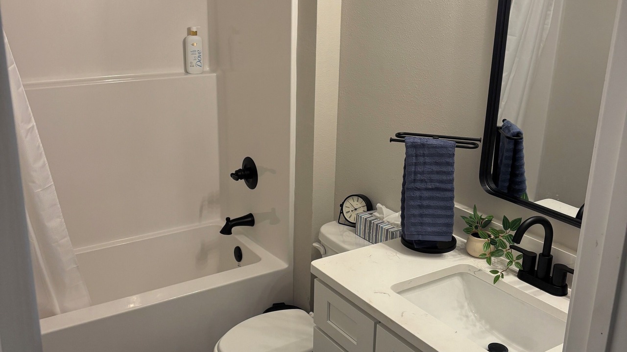 Photo of Bathroom in Ono Island