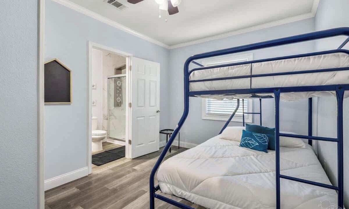 Photo of Bedroom in Southeast Pensacola