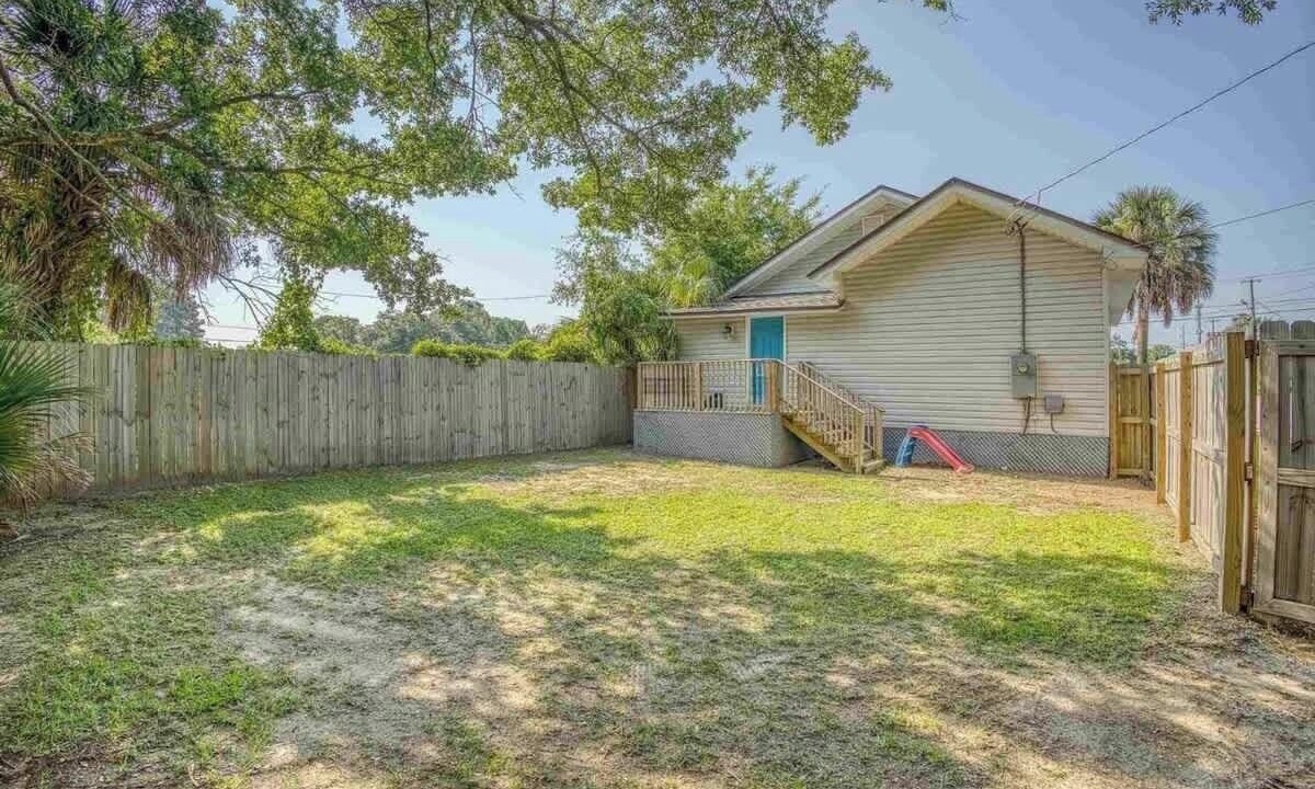 Photo of Outdoor in Southeast Pensacola