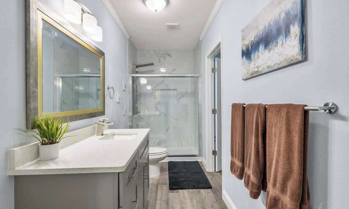 Photo of Bathroom in Southeast Pensacola