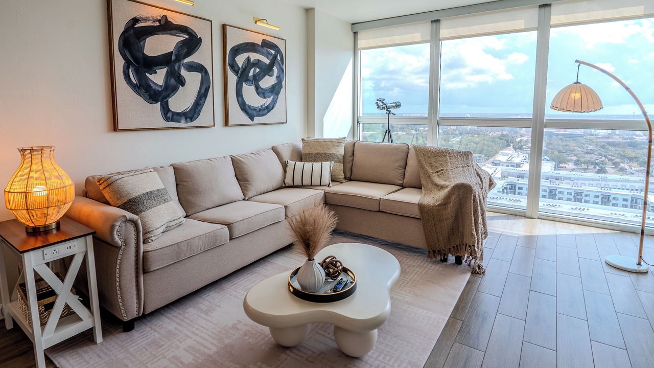 Photo of Livingroom in Fort Myers River District