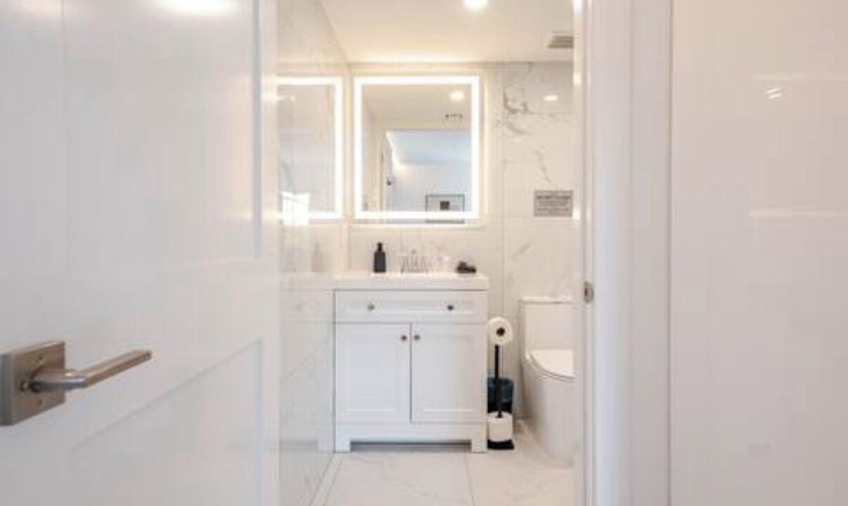 Photo of Bathroom in South Pointe