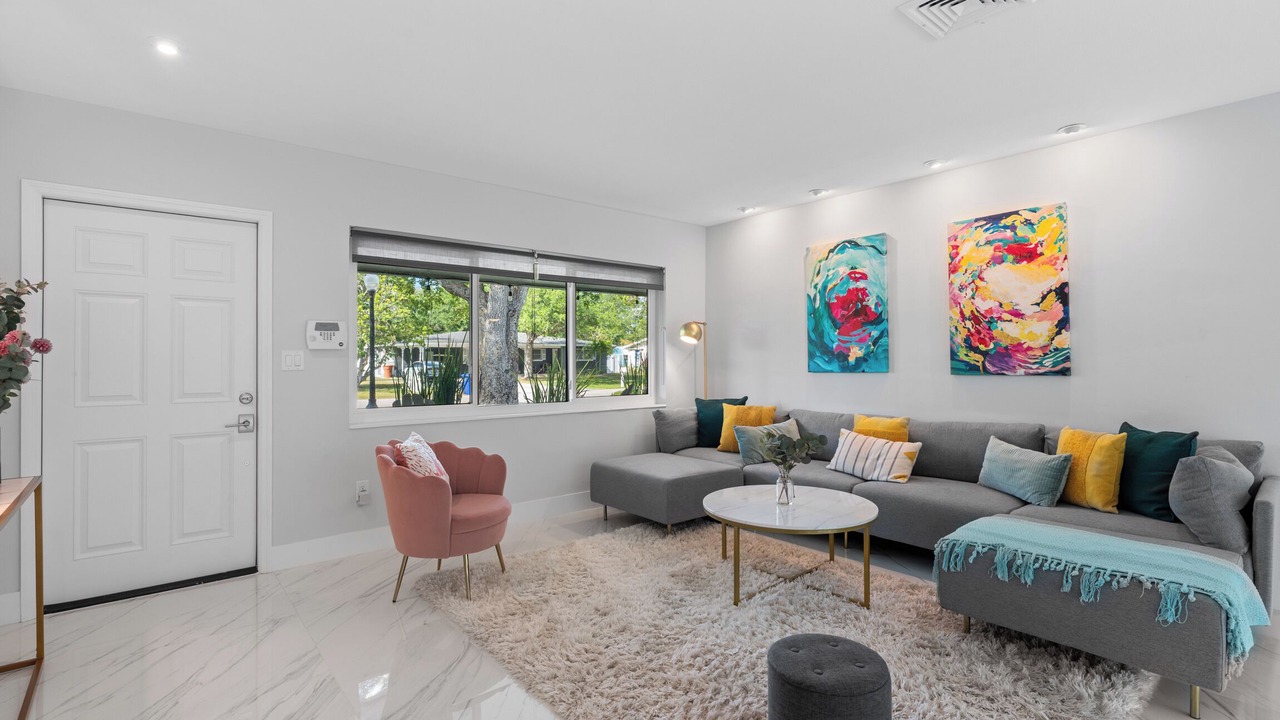 Photo of Livingroom in Country Club