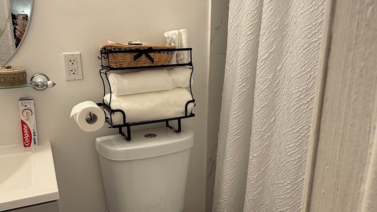 Photo of Bathroom in Cutler Bay