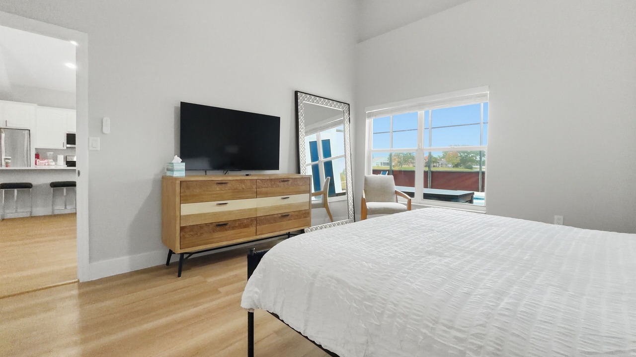 Photo of Bedroom in Morgan Point