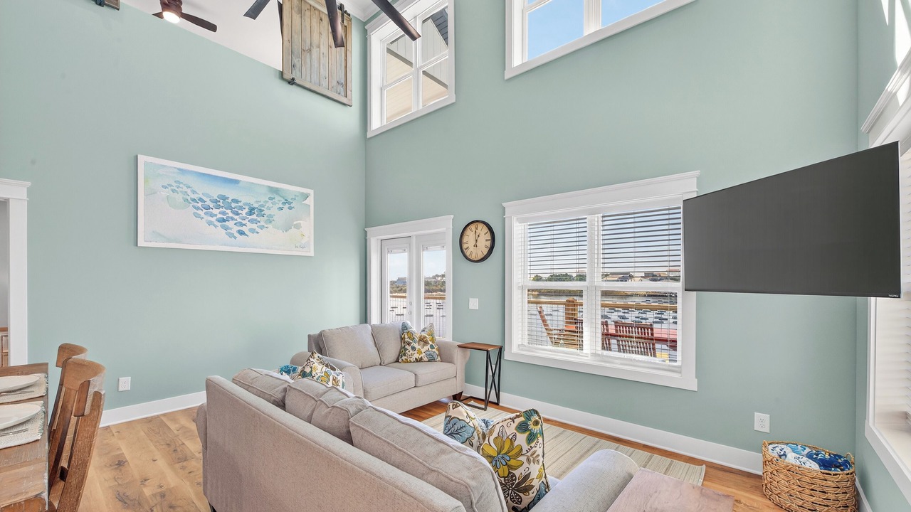 Photo of Livingroom in Fort Morgan Pines