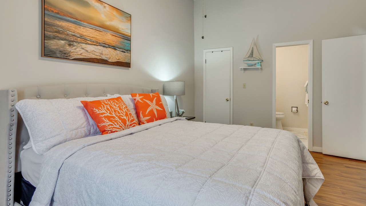 Photo of Bedroom in Ferry Pass