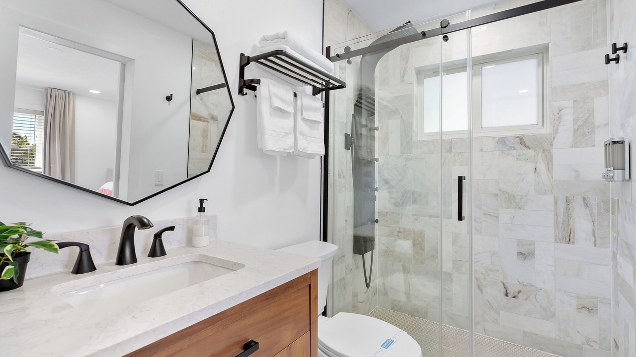 Photo of Bathroom in Ludlam