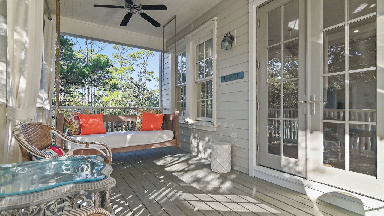 Photo of Patio Balcony in Cottage District