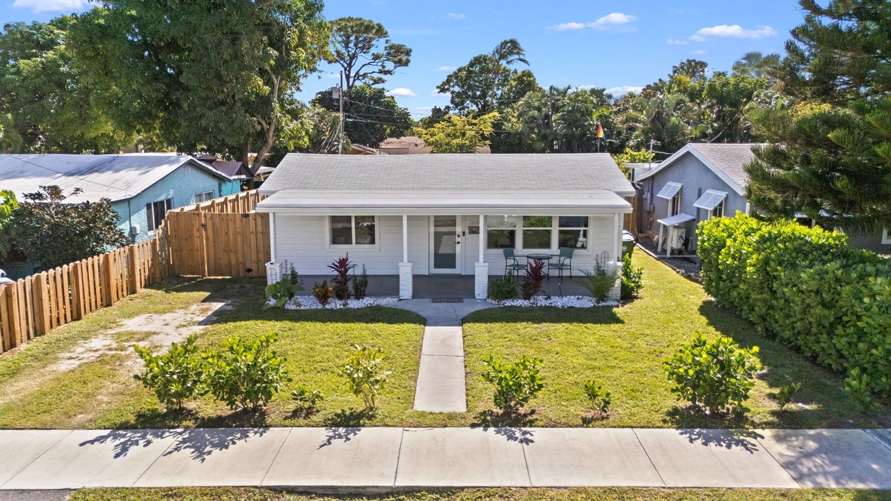 Photo of Outdoor in Wilton Manors