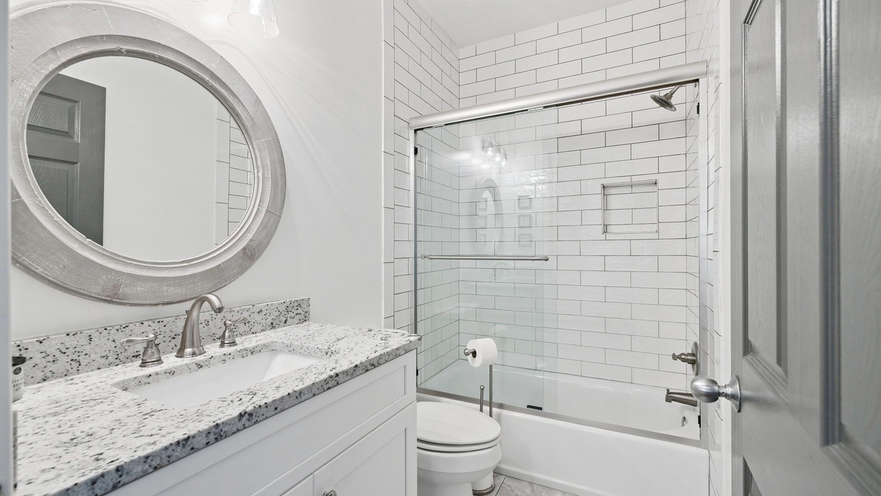 Photo of Bathroom in Laguna Beach