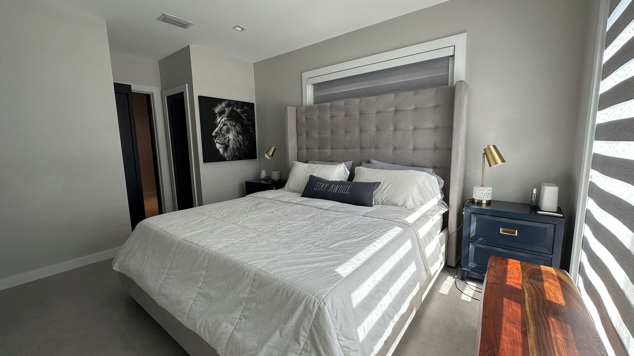 Photo of Bedroom in Ludlam