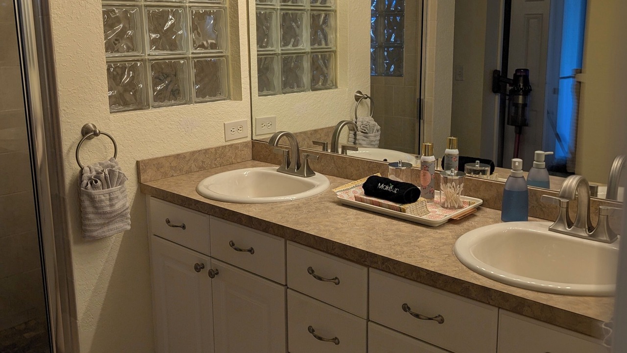 Photo of Bathroom in Lutz