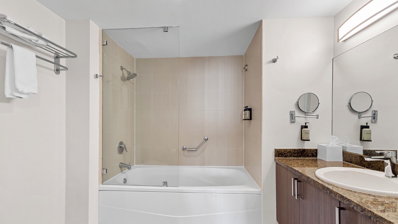 Photo of Bathroom in Coconut Grove