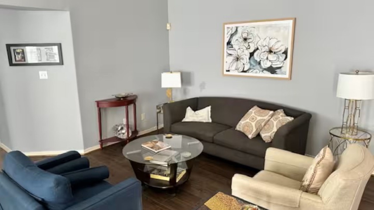 Photo of Livingroom in Northeast Pensacola
