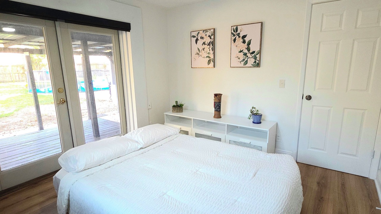 Photo of Bedroom in Pasadena