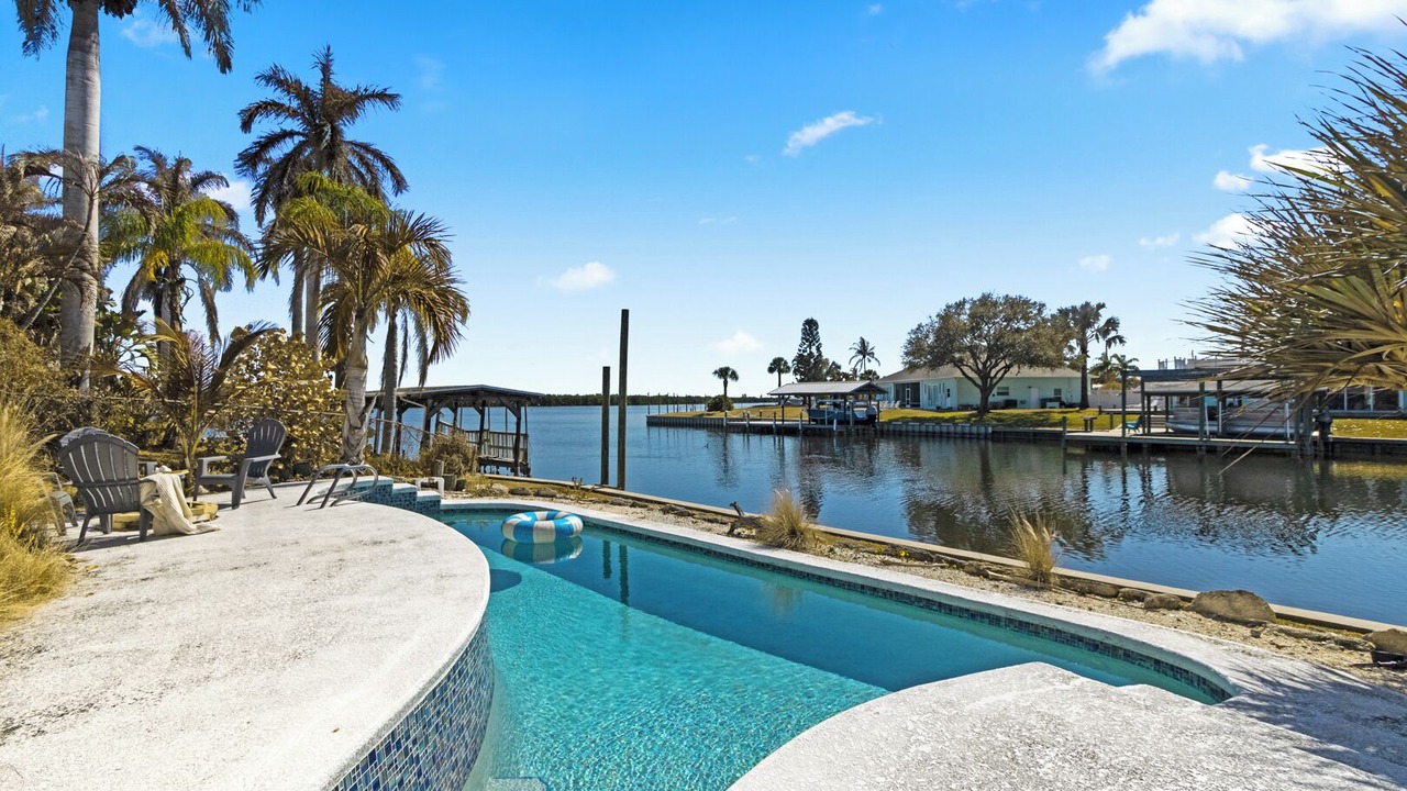 Photo of Outdoor in Catalina Isle Estates
