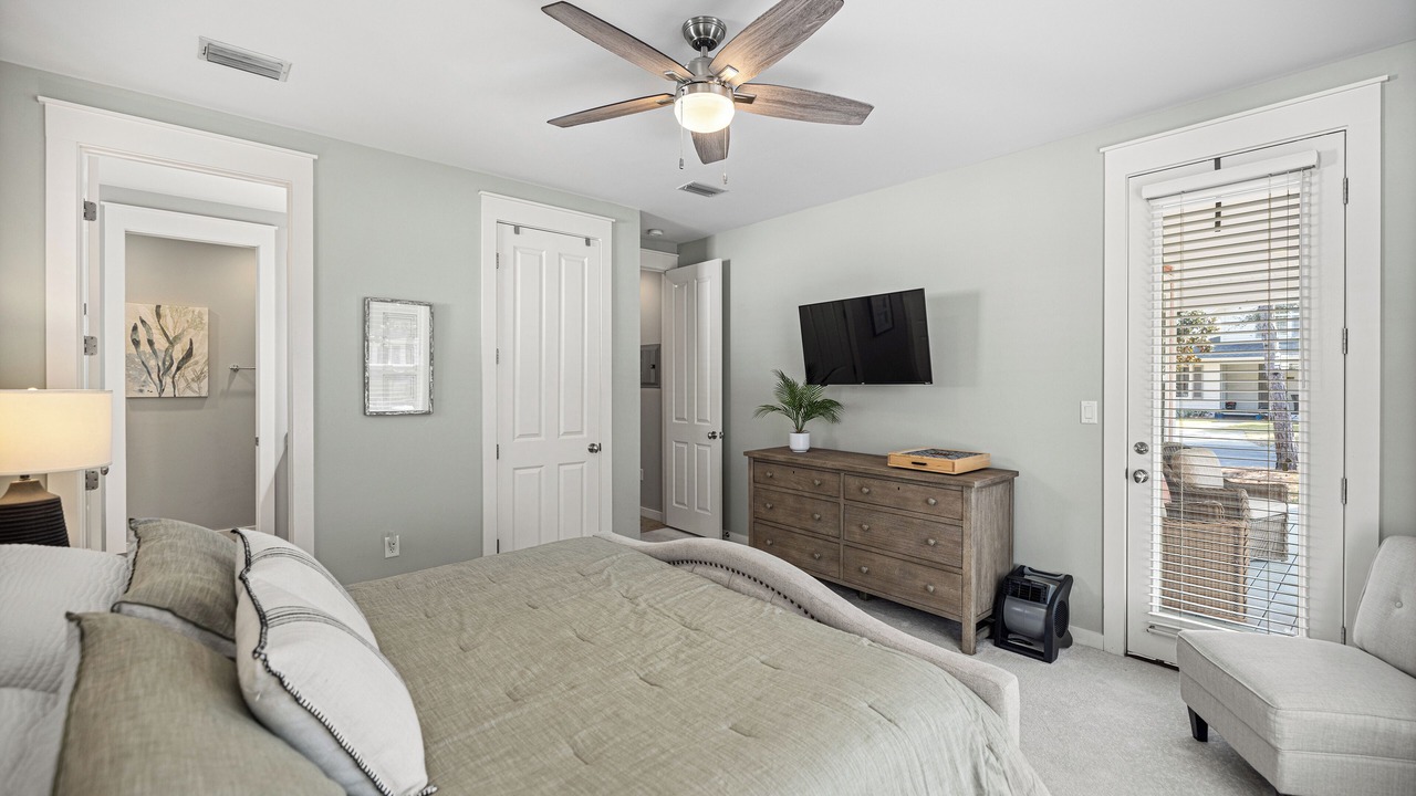 Photo of Bedroom in Laurel Grove