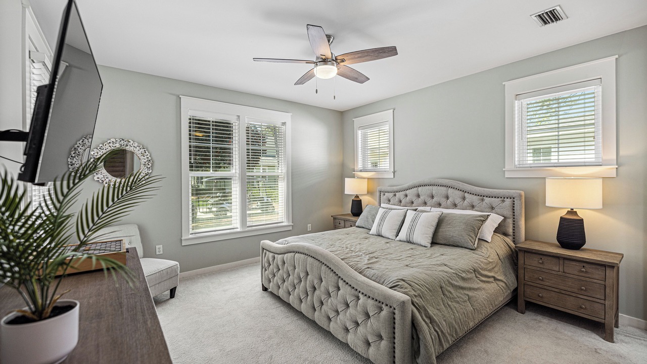 Photo of Bedroom in Laurel Grove