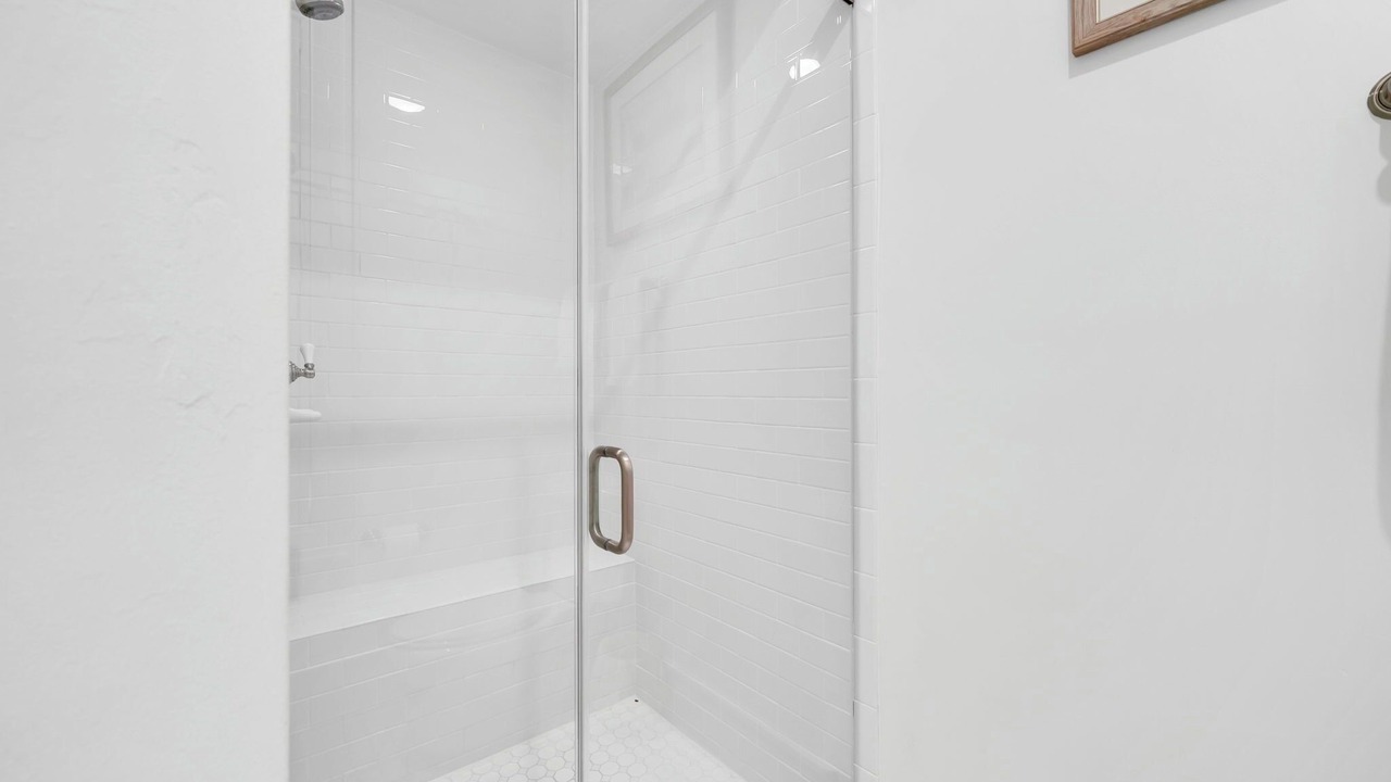Photo of Bathroom in Gulf District