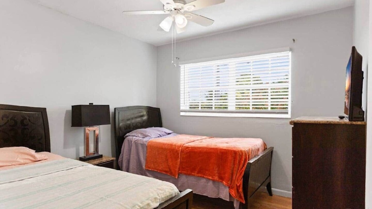 Photo of Bedroom in Miami Gardens