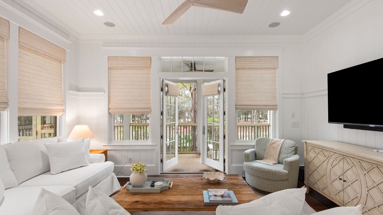 Photo of Livingroom in Forest District