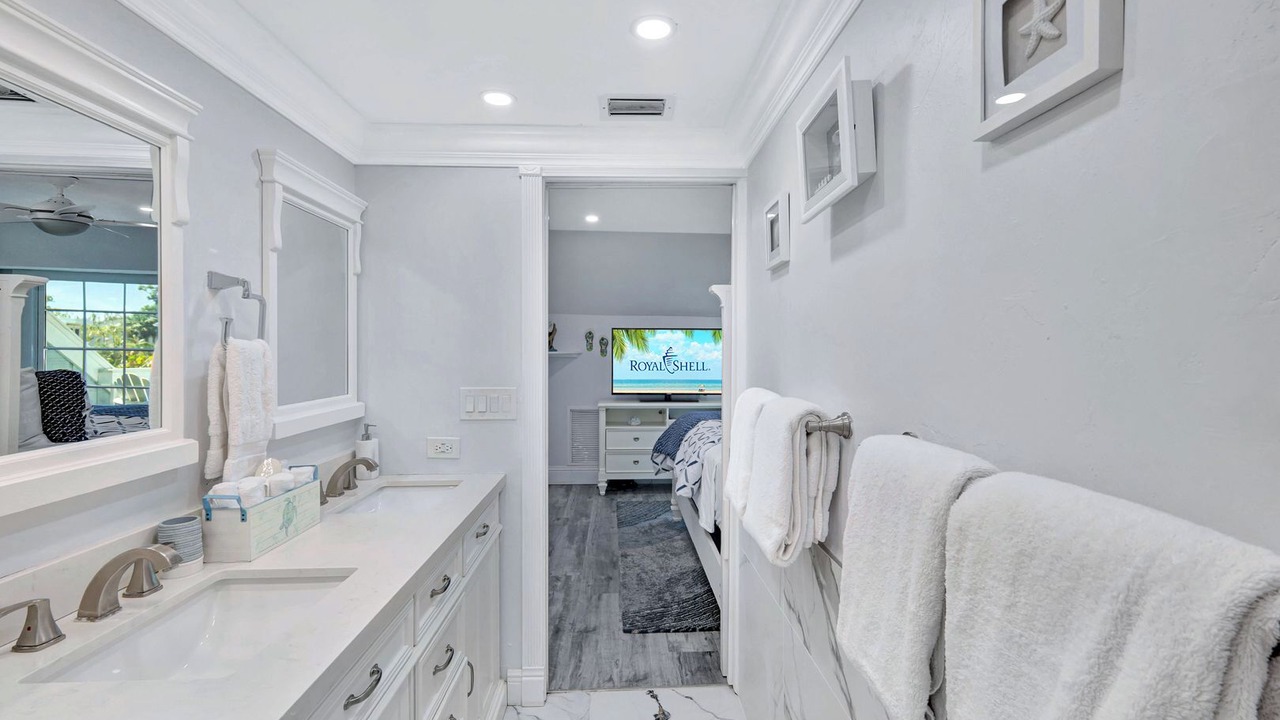 Photo of Bathroom in Captiva