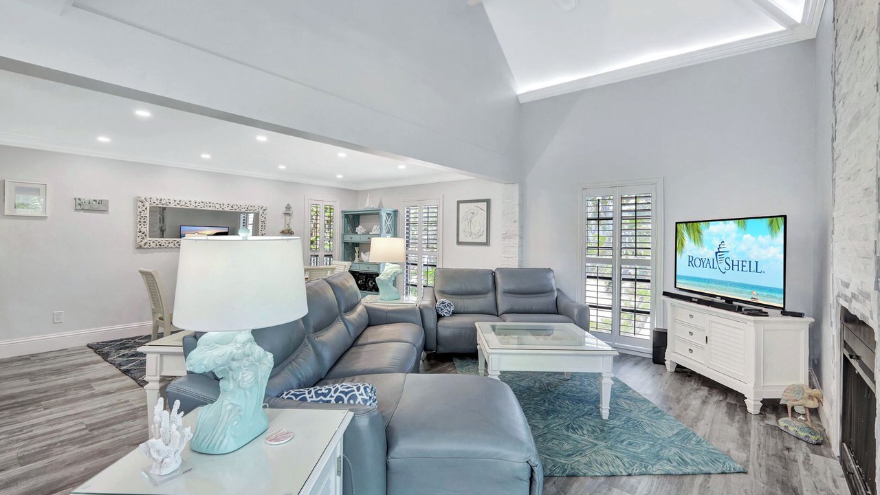 Photo of Livingroom in Captiva