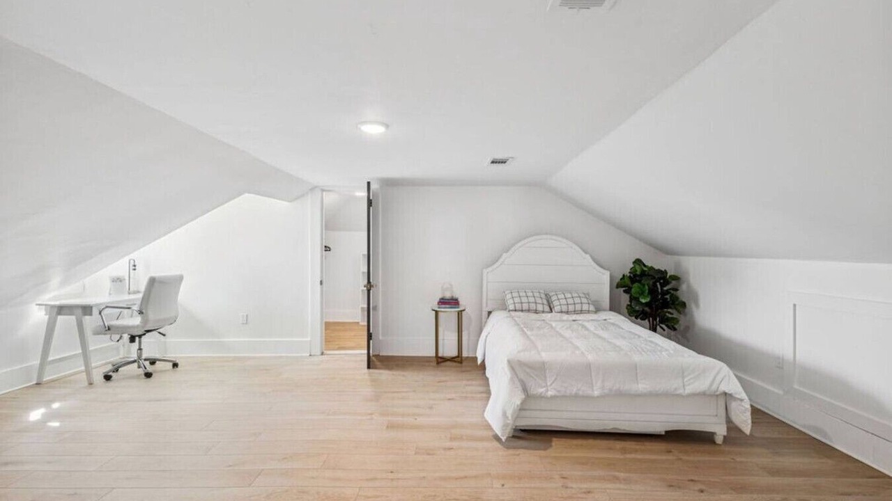 Photo of Bedroom in Downtown