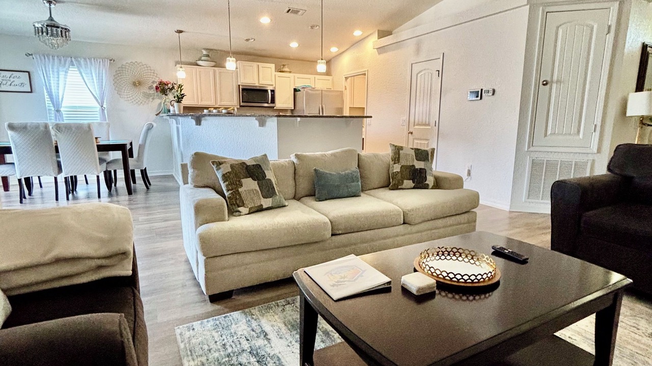 Photo of Livingroom in Milton