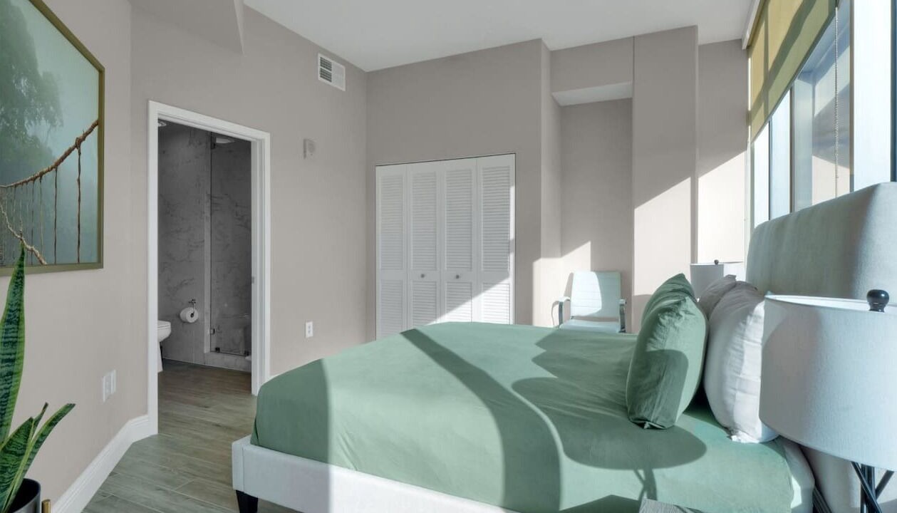 Photo of Bedroom in South Eola