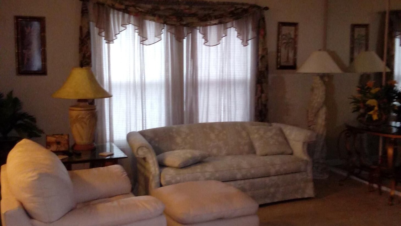 Photo of Livingroom in San Carlos Park