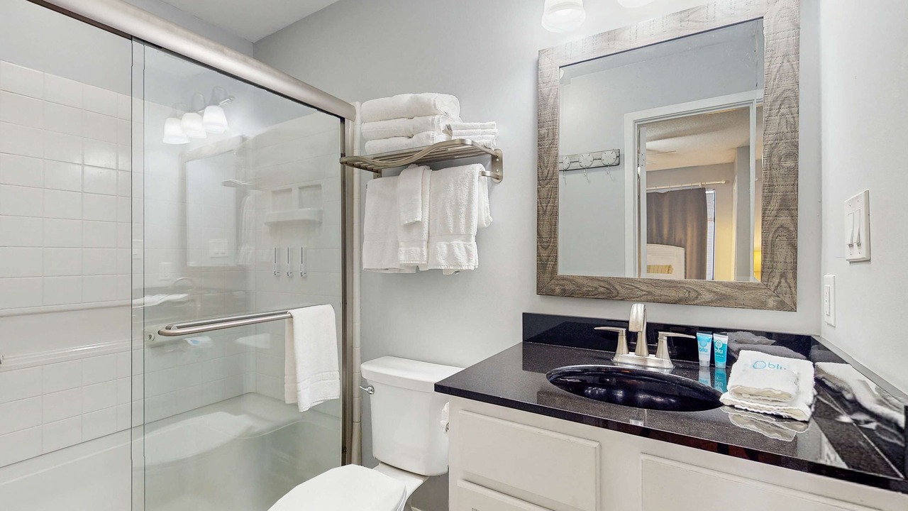 Photo of Bathroom in Orange Beach
