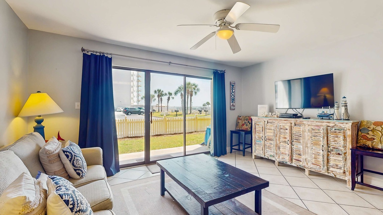 Photo of Livingroom in Orange Beach