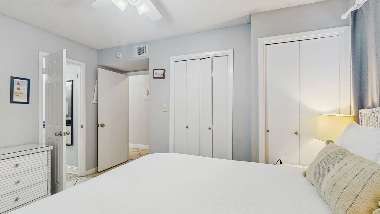 Photo of Bedroom in Orange Beach