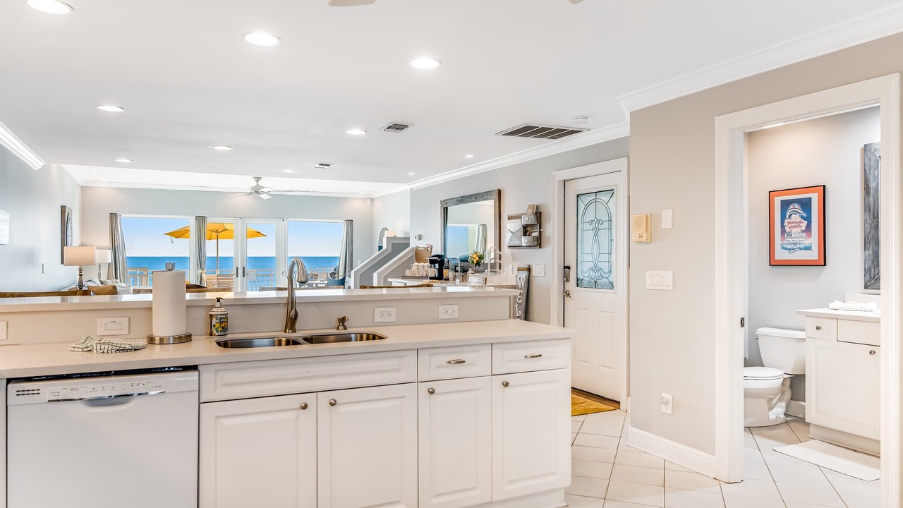 Photo of Bathroom in White Sands
