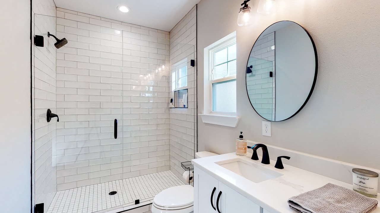 Photo of Bathroom in South Pensacola
