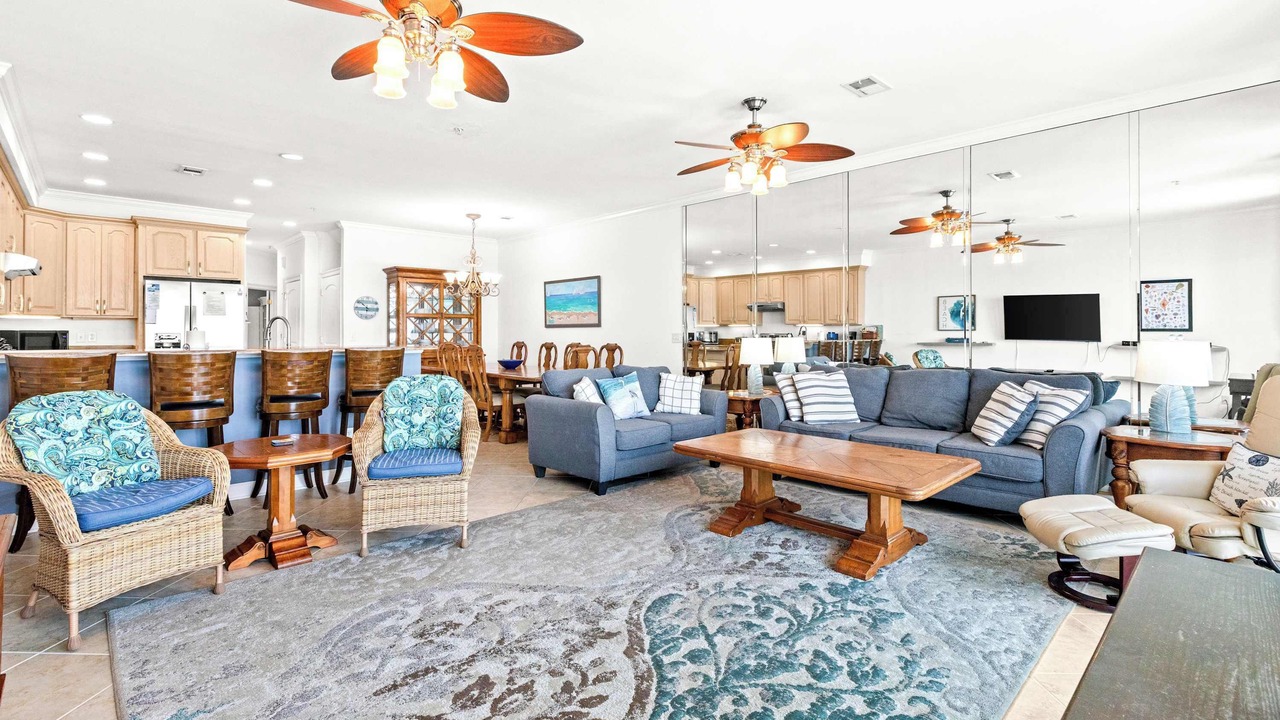 Photo of Livingroom in White Sands