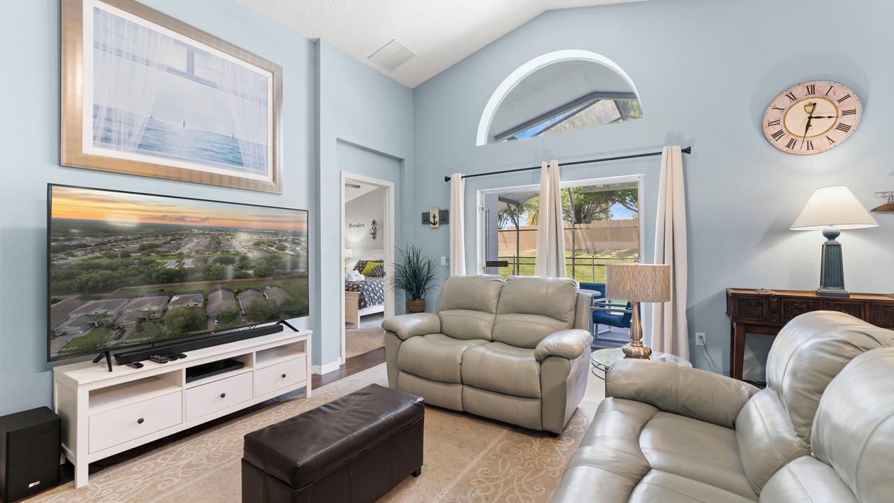Photo of Livingroom in Legacy Park
