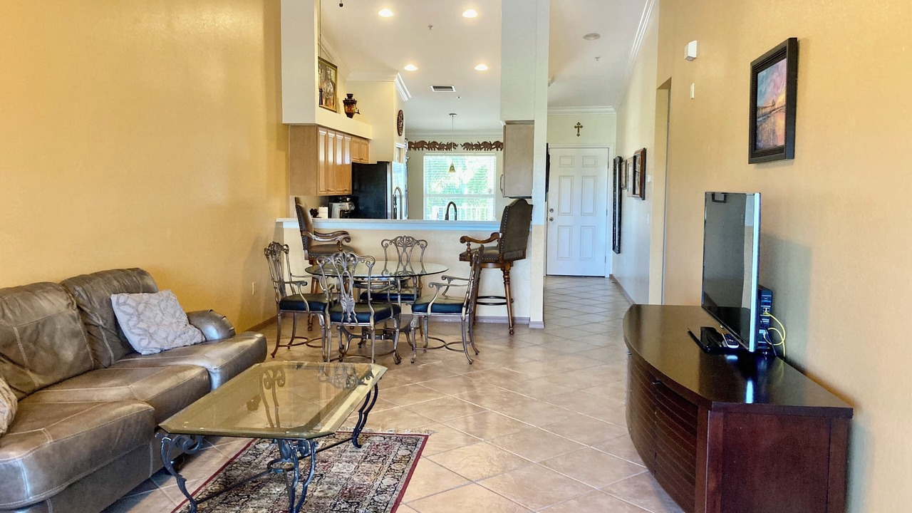 Photo of Livingroom in Estero