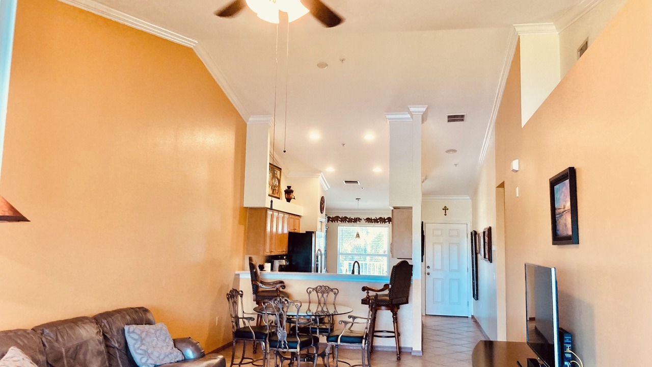 Photo of Livingroom in Estero