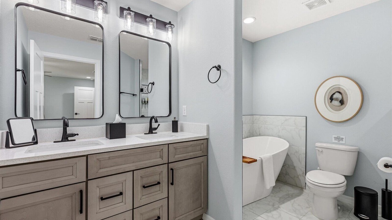 Photo of Bathroom in Fellowship