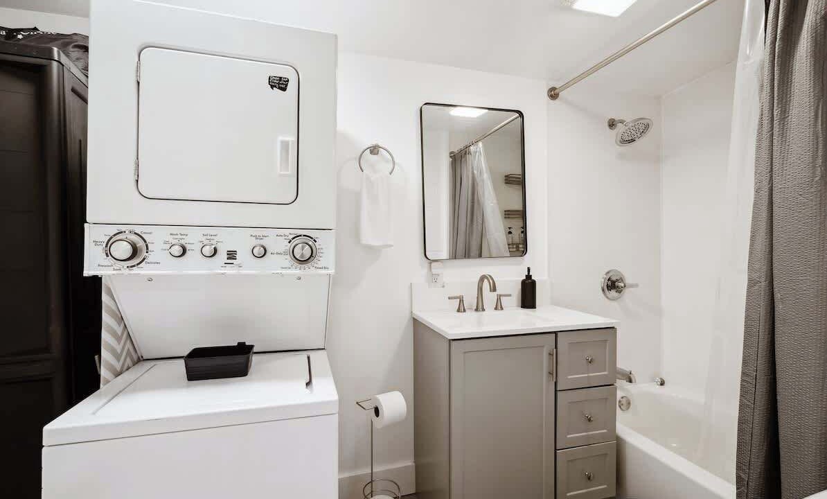 Photo of Bathroom in Southeast Pensacola