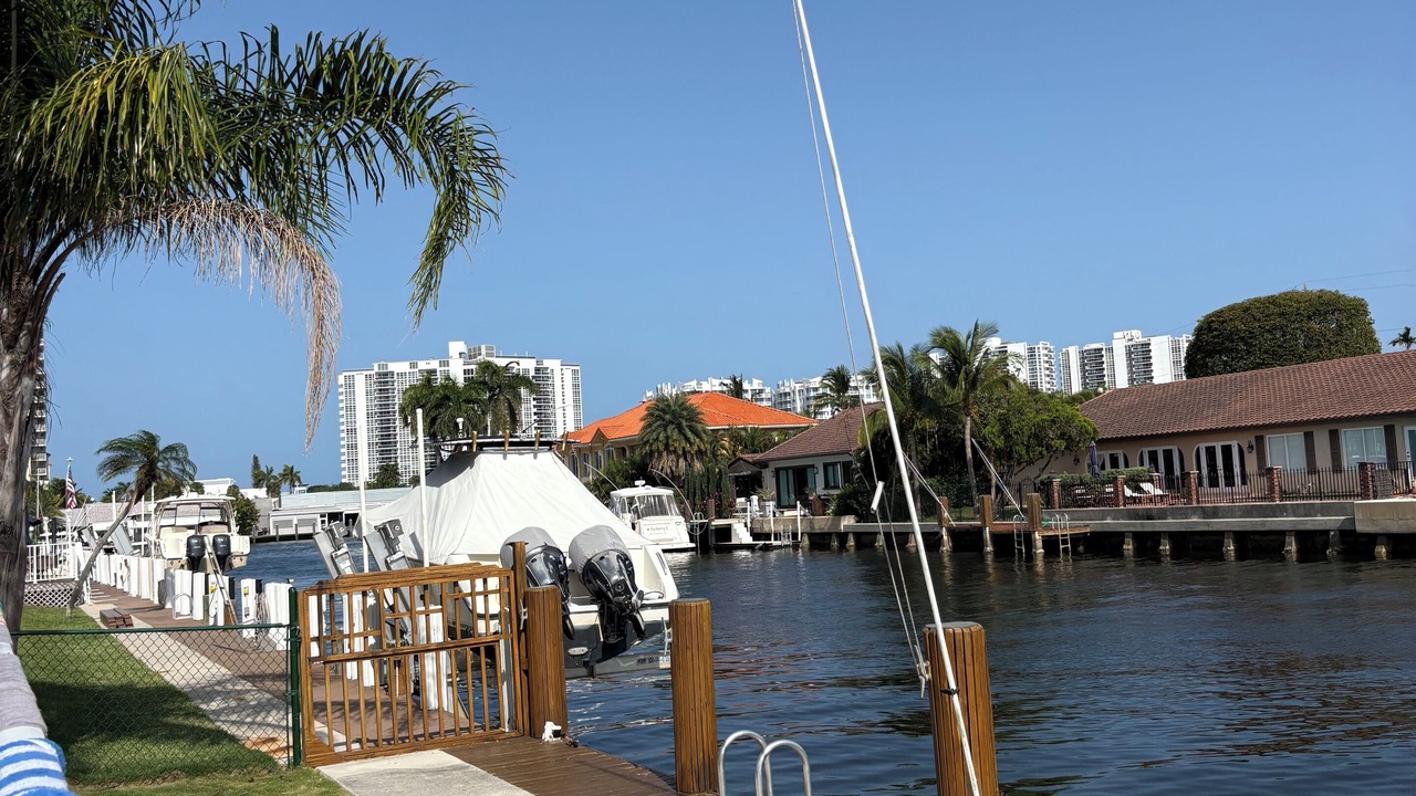 Photo of Outdoor in Coral Ridge