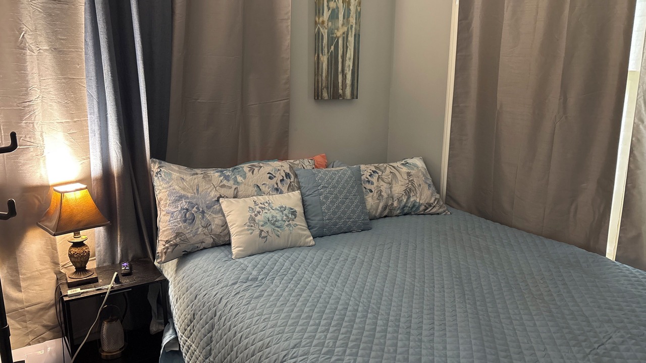 Photo of Bedroom in Samantha