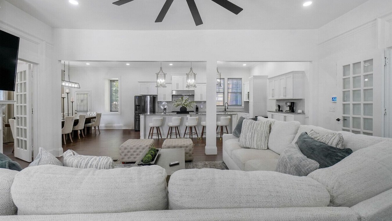 Photo of Livingroom in Montgomery